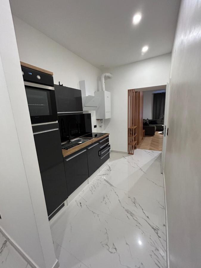 Deluxe Apartment Favoriten Виена Екстериор снимка