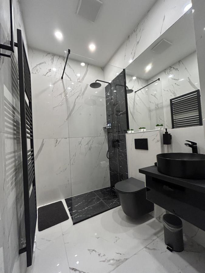 Deluxe Apartment Favoriten Виена Екстериор снимка
